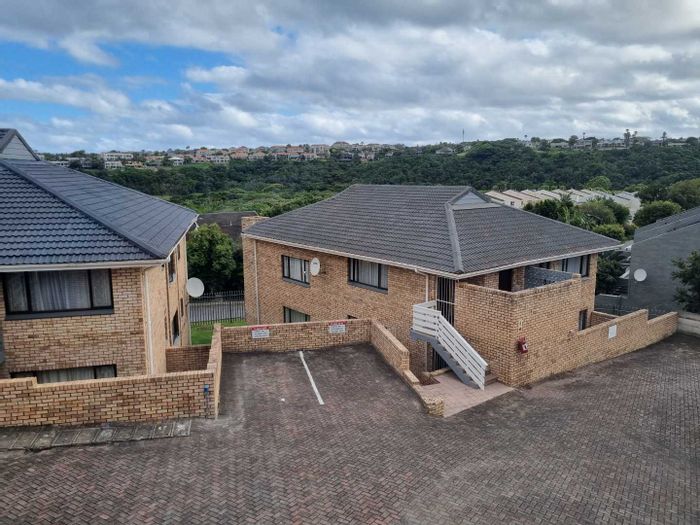 3-Bedroom Apartment For Sale in Beacon Bay with Garage and Secure Complex Access.