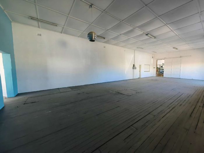 Mixed Use Space To Rent in Southern Industrial Area with Security and Parking.