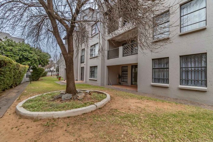 Property #2171400, Apartment for sale in Morningside