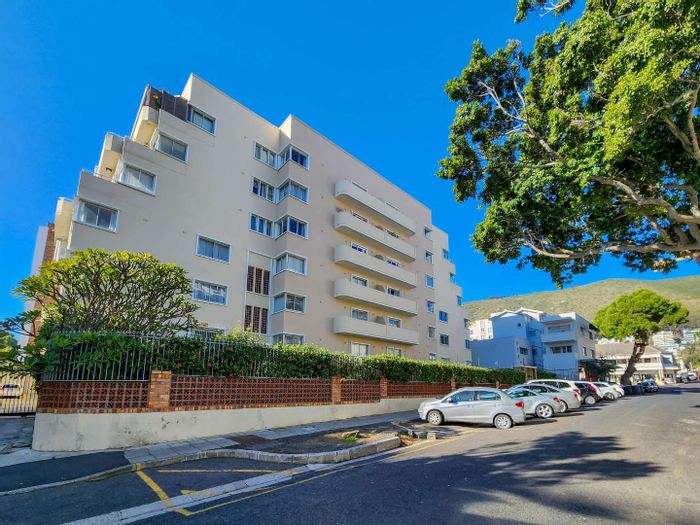Property #2151585, Apartment sold in Sea Point