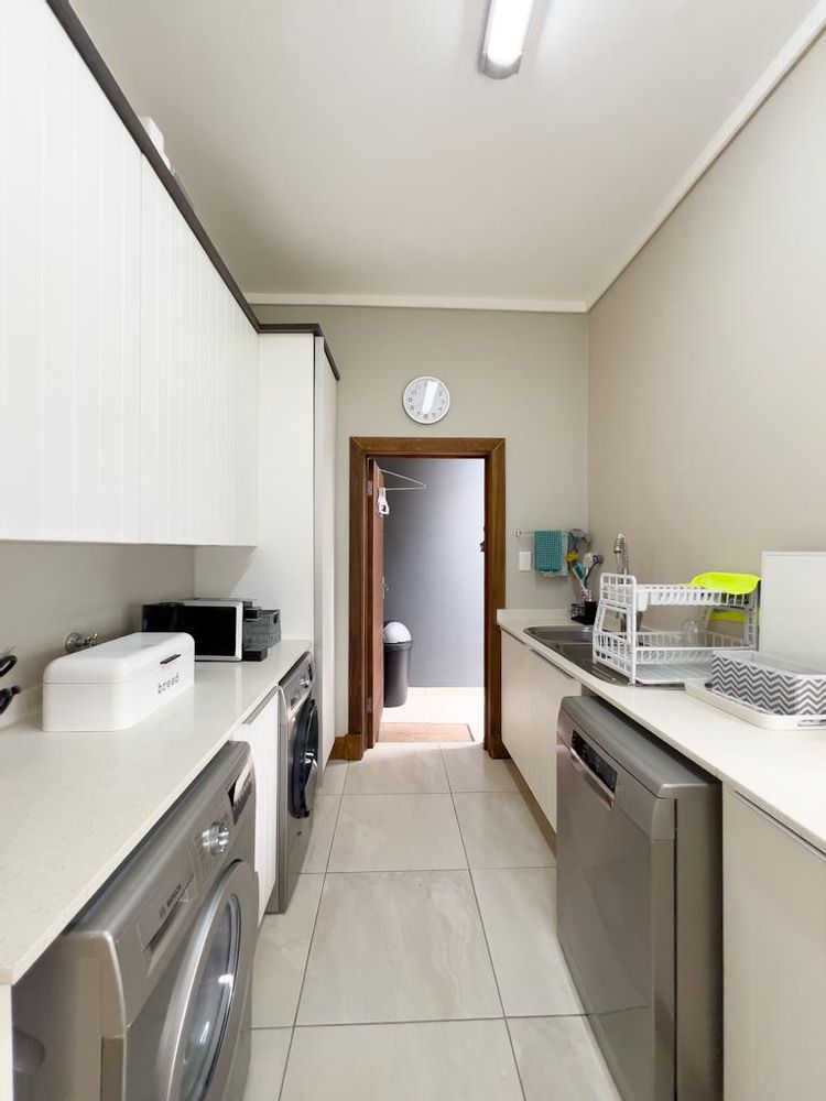 Scullery
Outside Door leading to full Staff Quarters