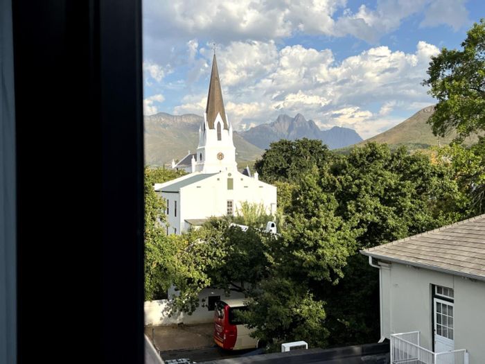 Property #2416801, Penthouse Rental Daily in Stellenbosch Central