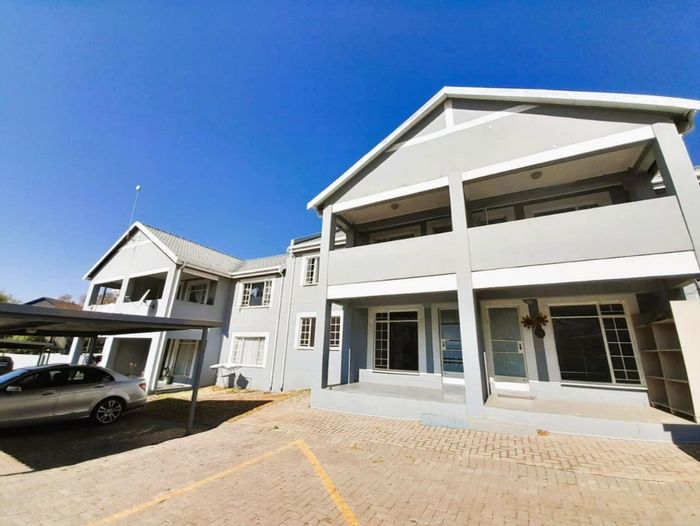 Meyersdal Apartment For Sale: 2 beds, balcony, secure parking, 24-hour security.