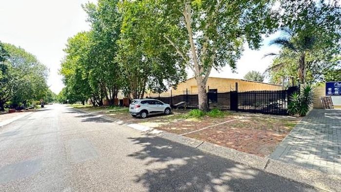 For Sale: 1,497 sqm commercial property in Valhalla with zoning flexibility.