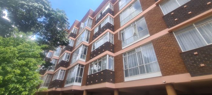 Property #2195409, Apartment for sale in Hatfield