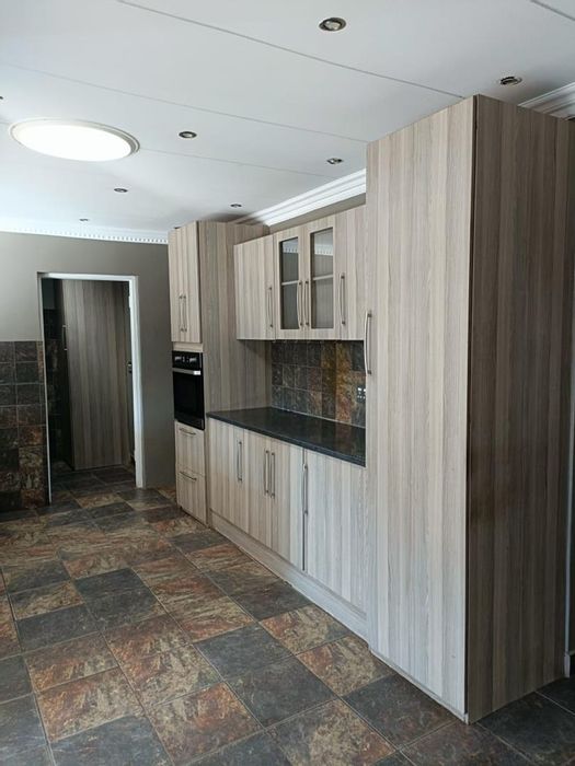Property #2389550, House Rental Monthly in Doornpoort