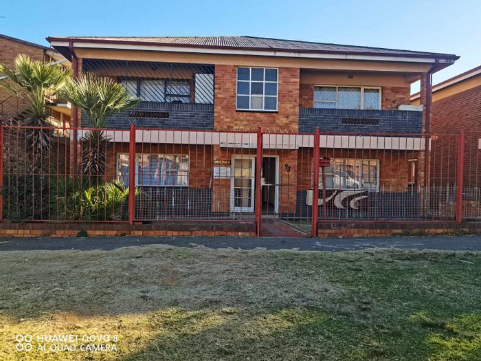 2-Bedroom Apartment For Sale in Forest Hill with Open Parking and Potential.