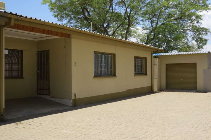 For Sale: Townhouse in Okahandja Central with braai area and secure parking.