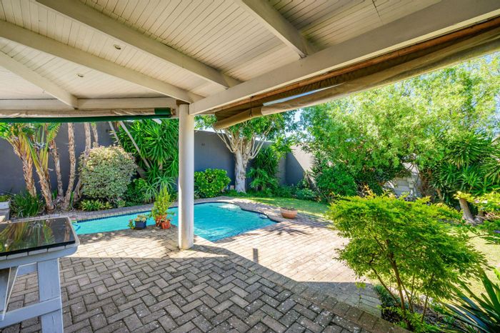 Property #2337008, House Sold in Glen Hurd