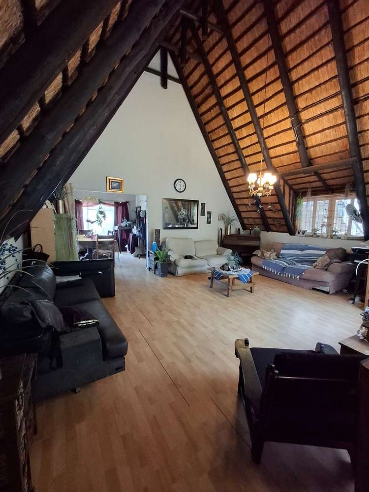 Massive Lounge/Living Room