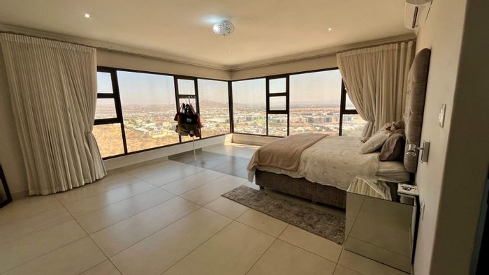 Property #2431071, House For Sale in Kleine Kuppe