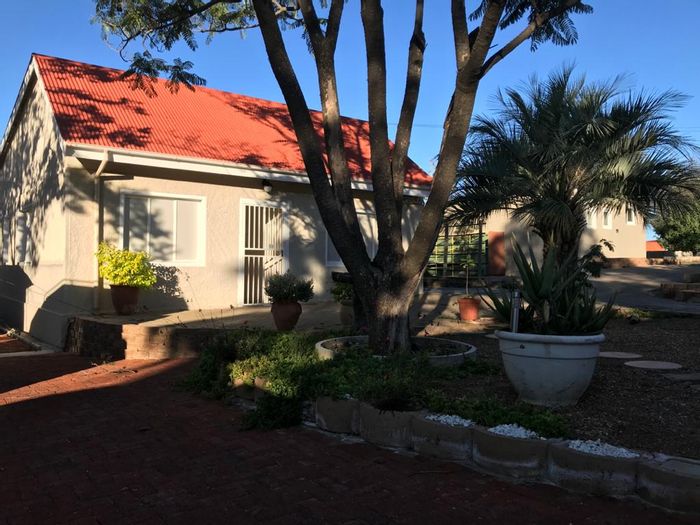 Property #2134492, Office rental monthly in Klein Windhoek