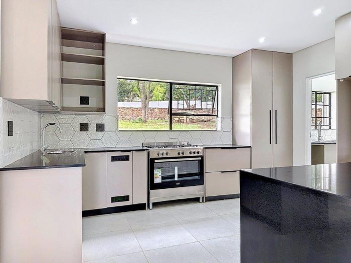 Property #2476832, House For Sale in Constantia Park