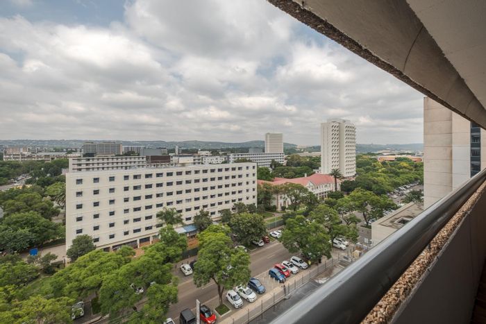 Property #2372065, Apartment For Sale in Hatfield