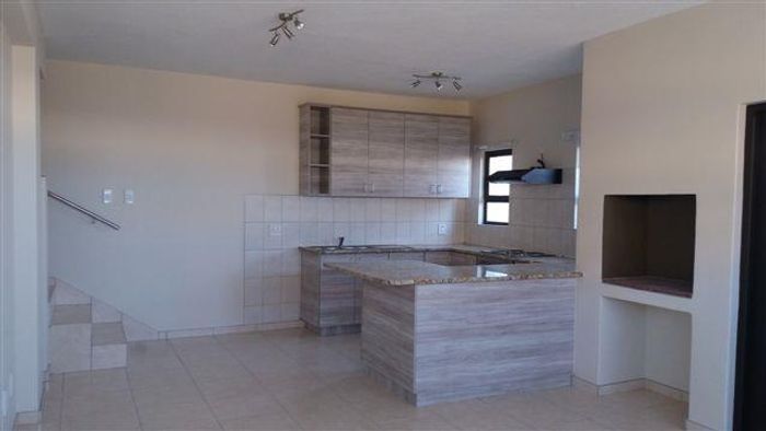 Property #2000157, Townhouse for sale in Fairways Estate