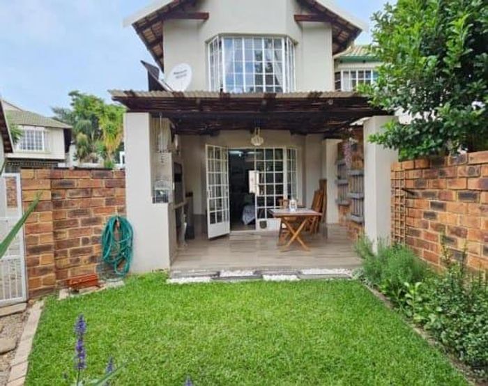 To Rent: 2-Bedroom Townhouse in Pretoria East with pool, tennis courts, and pet-friendly.