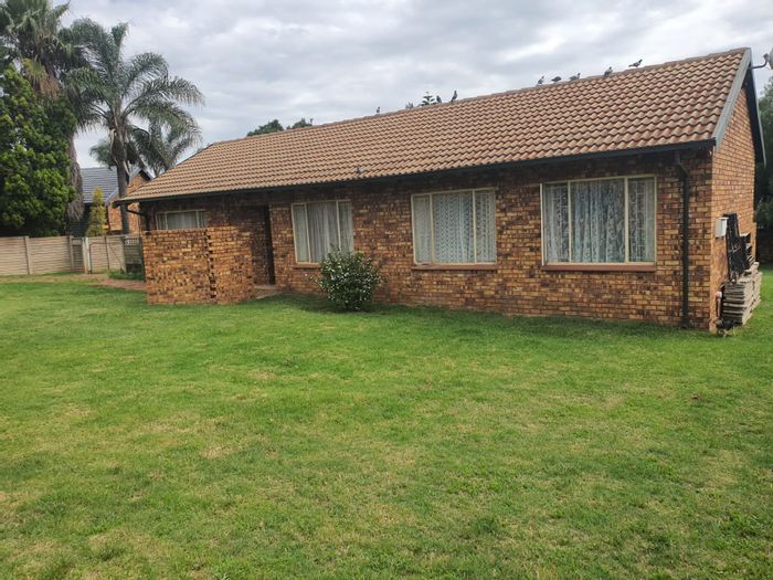 Property #2150434, House rental monthly in The Reeds