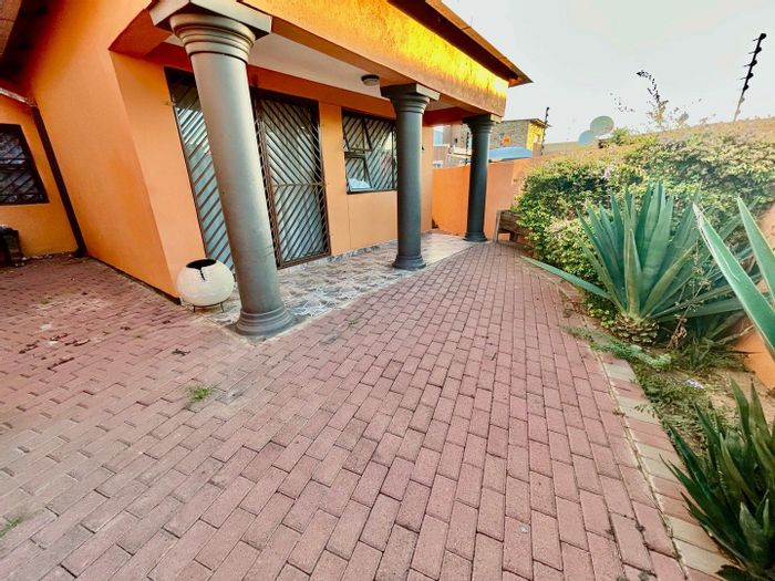 Property #2382889, House Rental Monthly in Cimbebasia