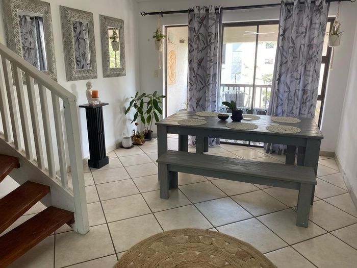 Property #2211317, Apartment rental monthly in Sunninghill