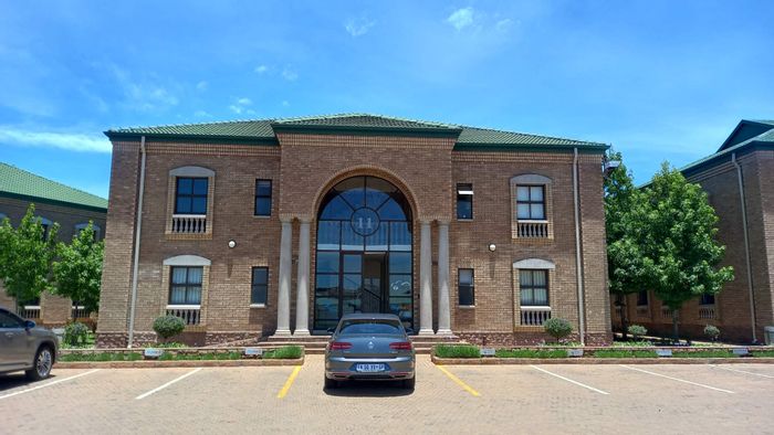 Property #2264352, Office rental monthly in Highveld