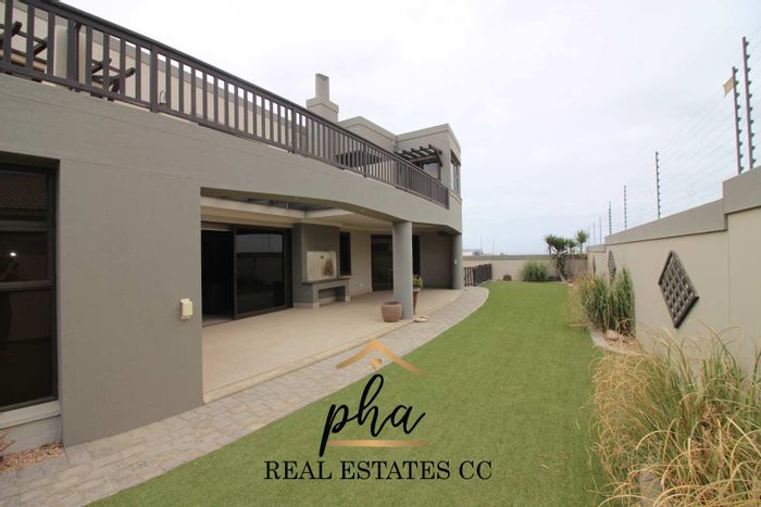 Swakopmund Ext 15 House For Sale: 5 En-Suite Bedrooms, Sea Views, Near Pro-Ed School