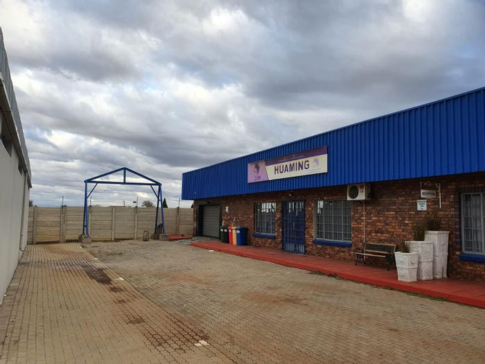 For Sale: Prime Business Property with Warehouse and Security, Henley on Klip