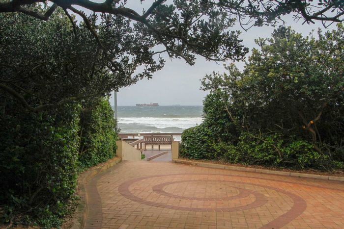 For Sale: Apartment in Umhlanga Central with beach access, pool, and 24/7 security.