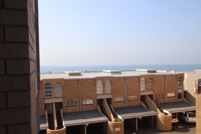 Property #2166957, Apartment rental monthly in Umhlanga Rocks