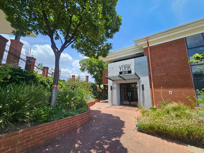 Bryanston Office To Rent: 419.12sqm, flexible layout, 24-hour security, parking options.