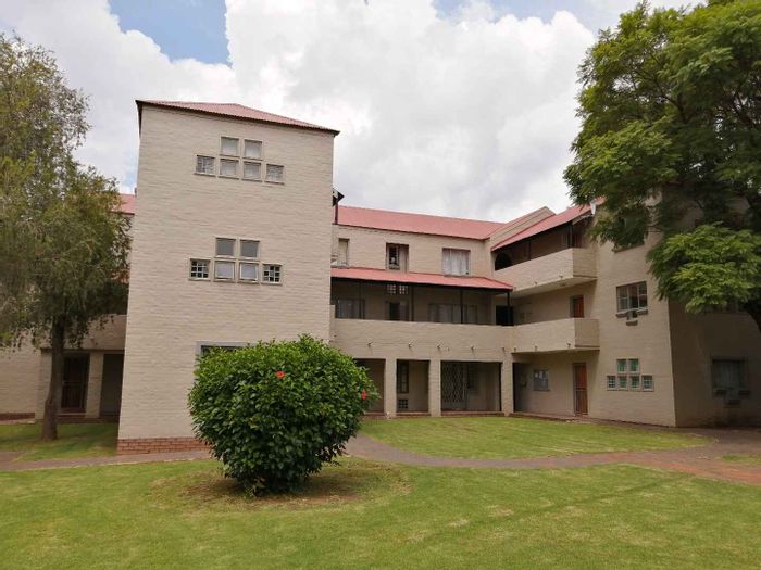 Property #2261754, Apartment rental monthly in Hatfield