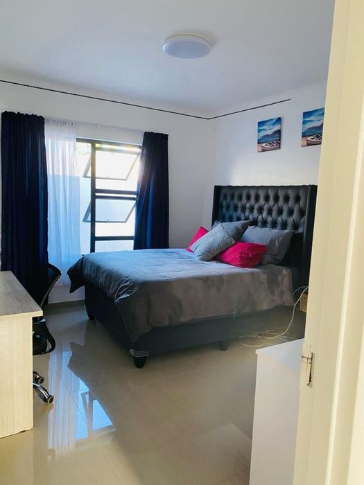 3 Bedroom House with Flat for Sale in Khomasdal, Double Garage, Security Features.