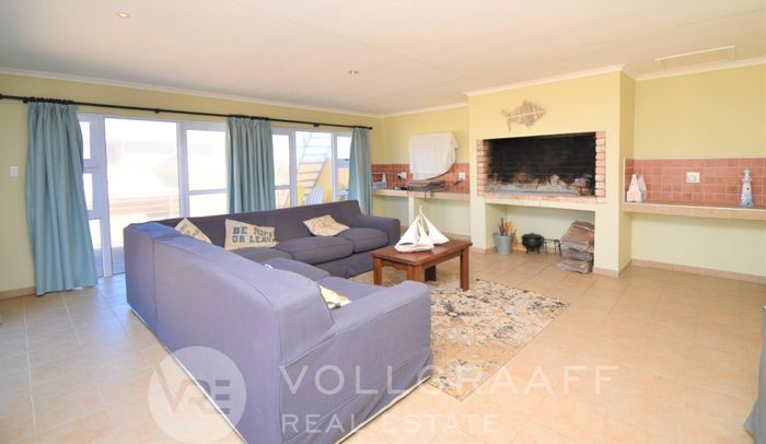 Property #2050524, Townhouse pending sale in Henties Bay
