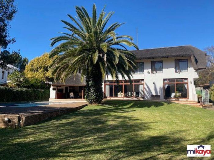 Waverley House for Sale: Swim, Braai, and Relax in Your Tailor-Made Garden