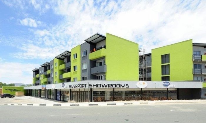 For Sale: Apartment in Windhoek Central with 2 bedrooms, balcony, secure parking.