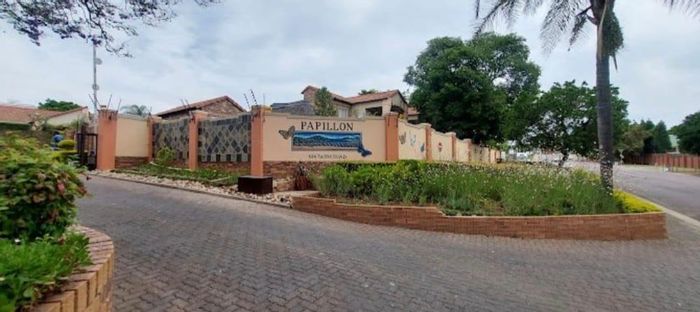 Property #2467002, Townhouse For Sale in Equestria