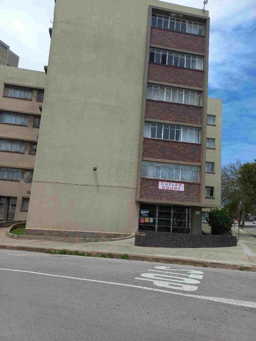 Property #2197589, Apartment for sale in Port Elizabeth Central