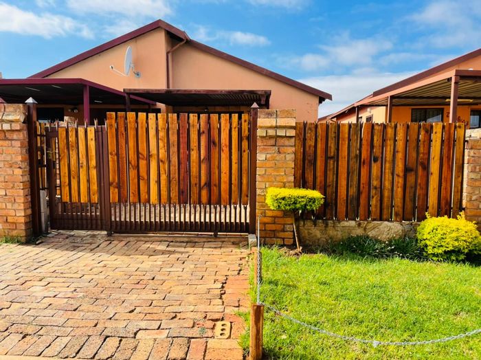 Property #1457780, House for sale in Soshanguve East