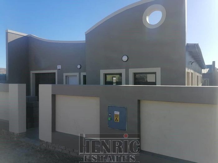 Property #2257233, House for sale in Mondesa