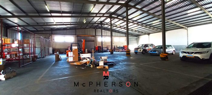 Northern Industrial For Sale: 14 offices, large warehouse, strong room, and amenities.