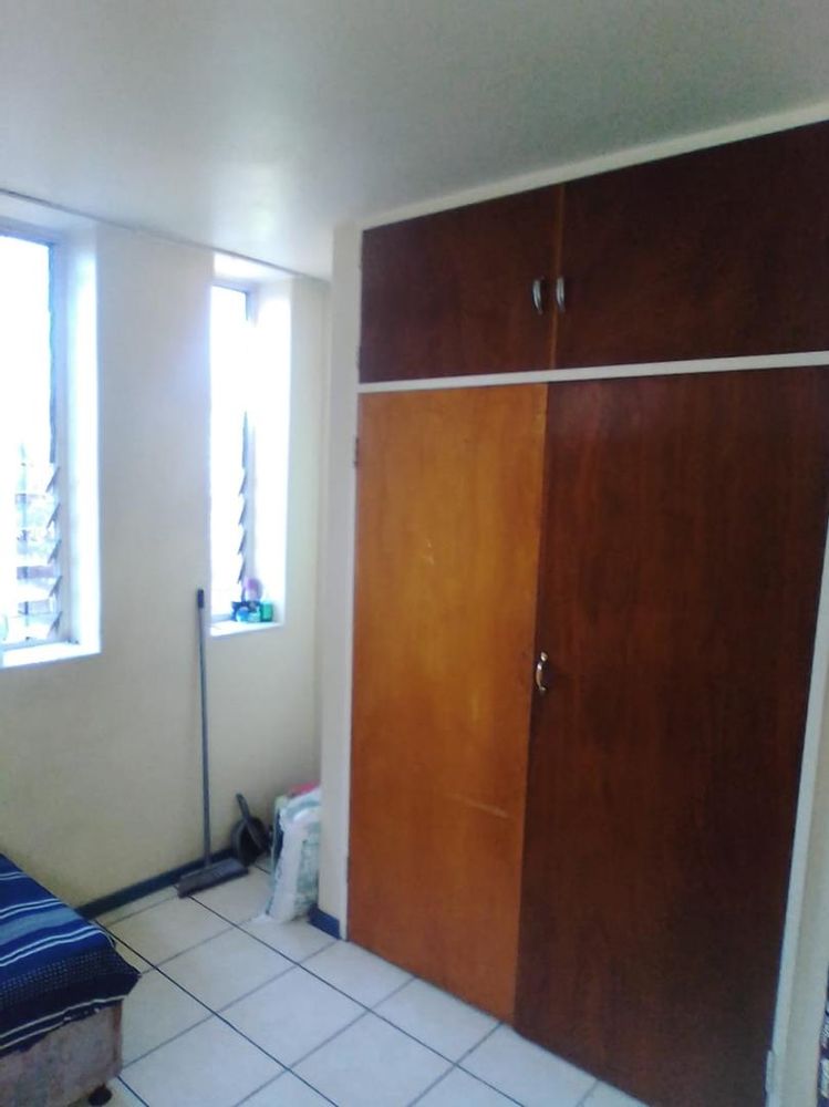 2ND BEDROOM WARDROPE