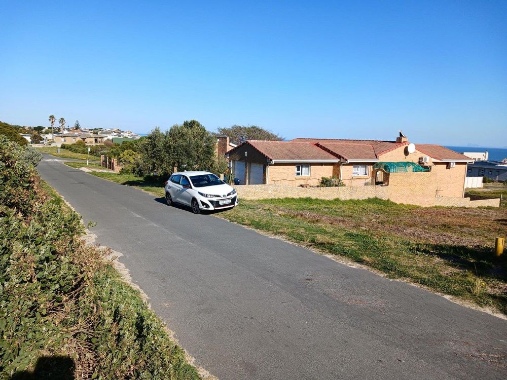 Houses next to us - in the direction of Gansbaai.