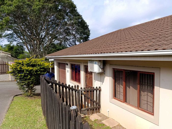 Queensburgh Central Townhouse For Sale: Air conditioning, pet-friendly garden, ensuite master.