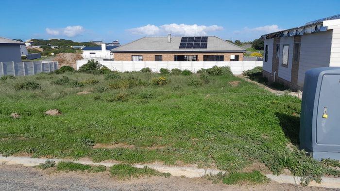 Vacant Land Residential in Kleinbaai for Sale: 619sqm with mountain views and amenities.
