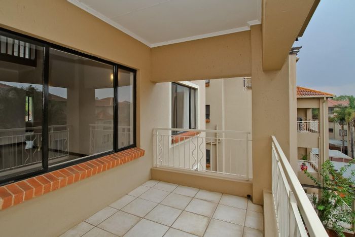 Property #2228948, Apartment rental monthly in Sunninghill