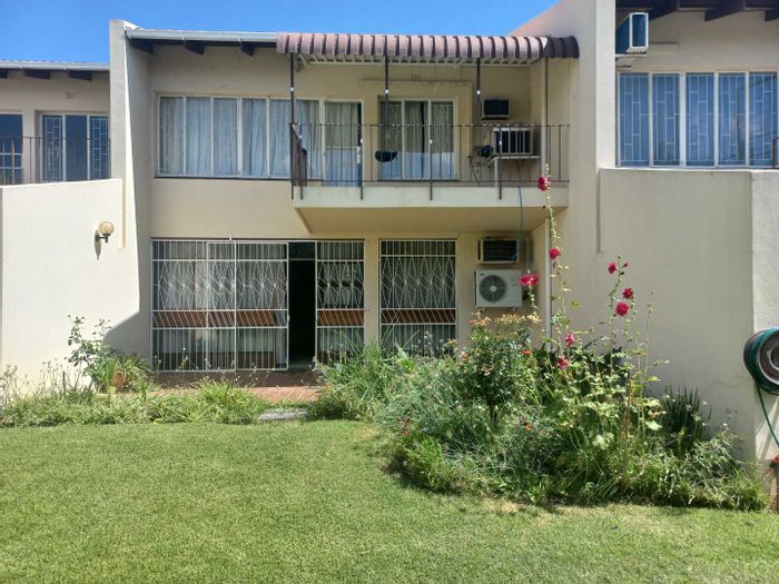 Property #2075857, Townhouse for sale in Middelpos