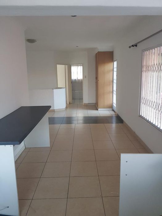 Property #2221914, Apartment rental monthly in Buccleuch