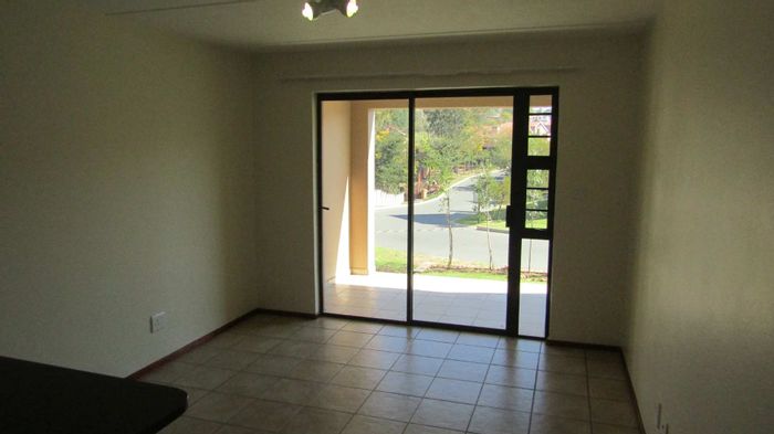 Property #2204799, Apartment rental monthly in Noordhang