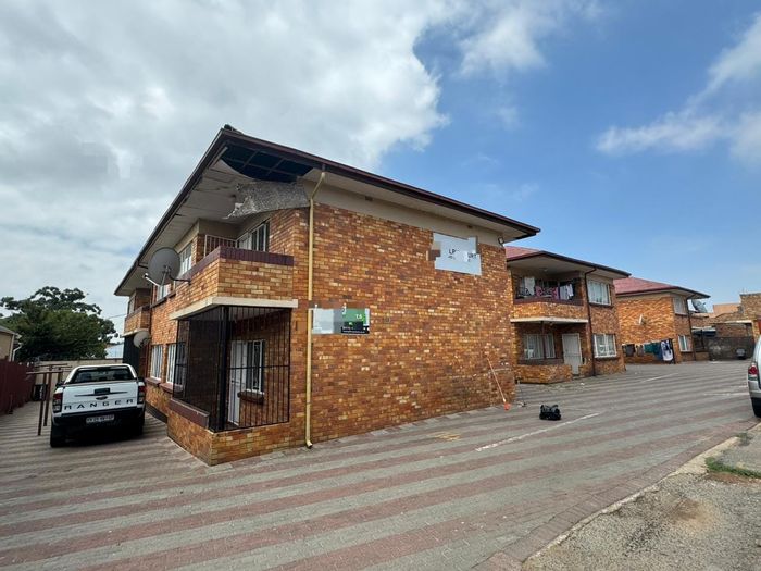 Property #2231819, Business for sale in Rosettenville