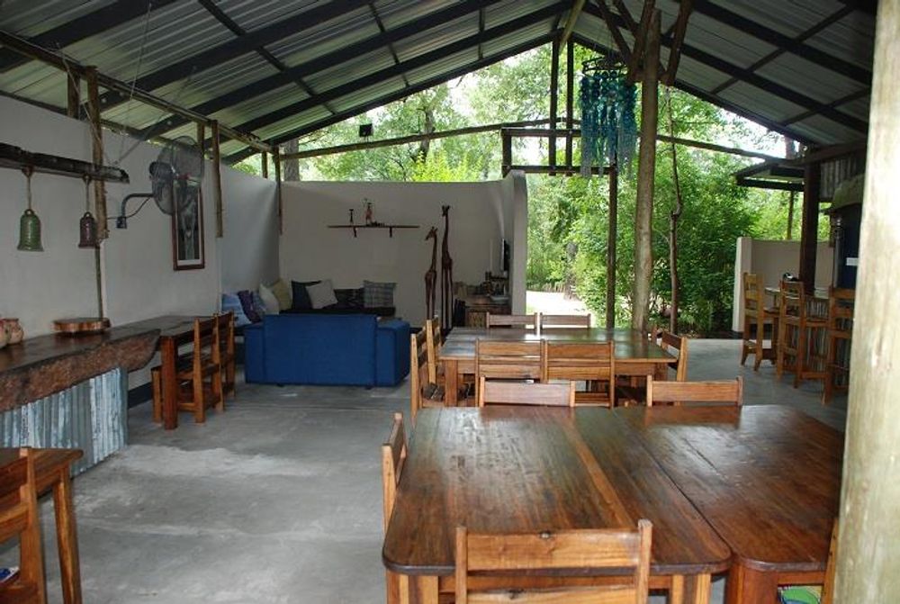 Entertainment Area - Dining Room and Lounge 1