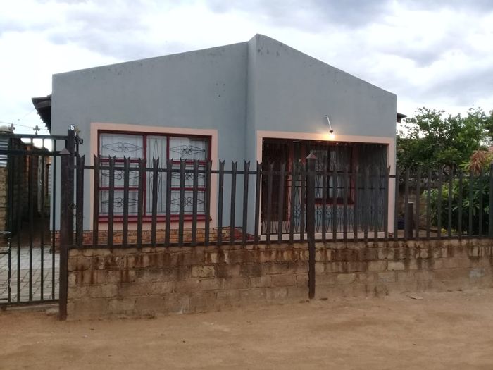 Property #2212896, House for sale in Soshanguve Ext